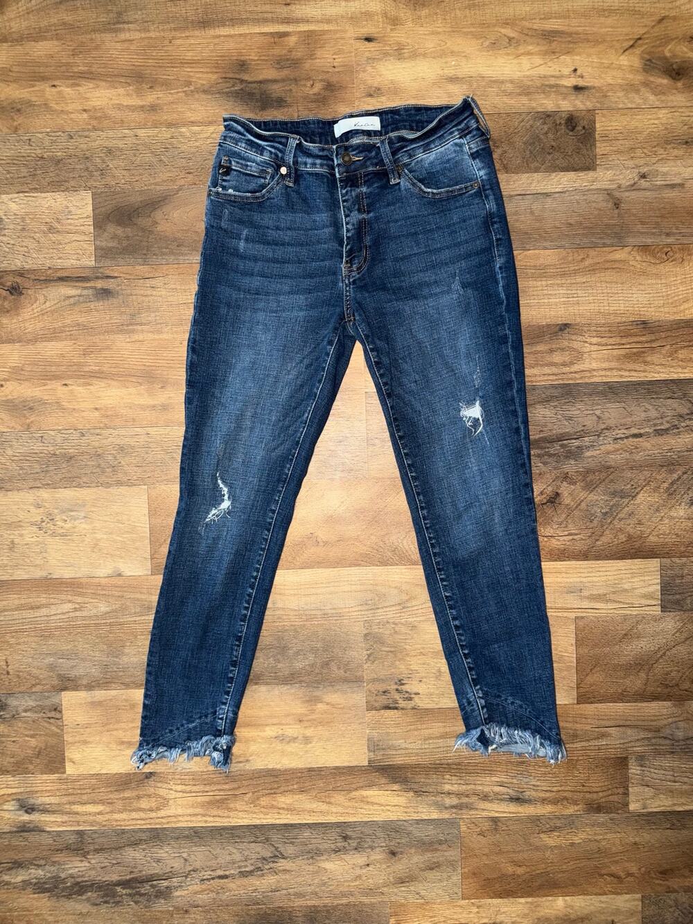 Kancan women’s distressed Nala mid rise ankle skinny blue jeans